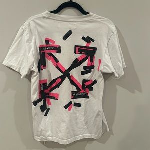 Off-white teeshirt
